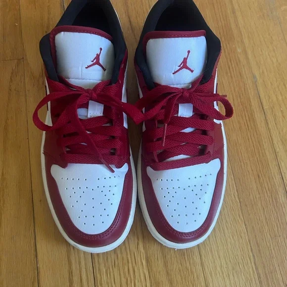 Jordan ' Black and Red Sneakers - Picture 2 of 4